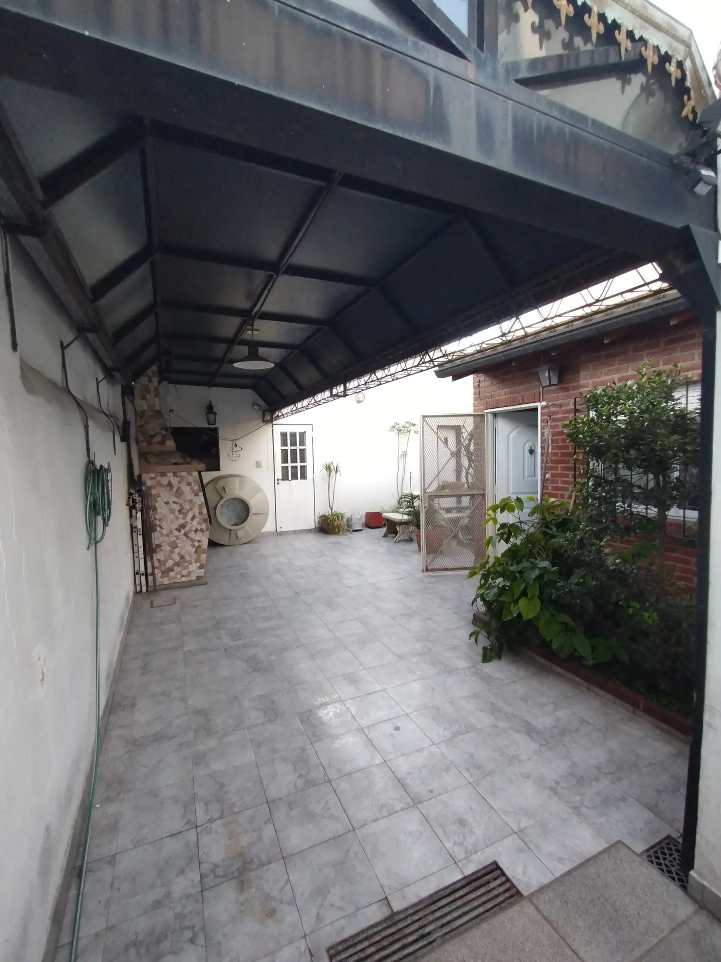 patio-casa-en-venta-gral-san-martin-billinghurst