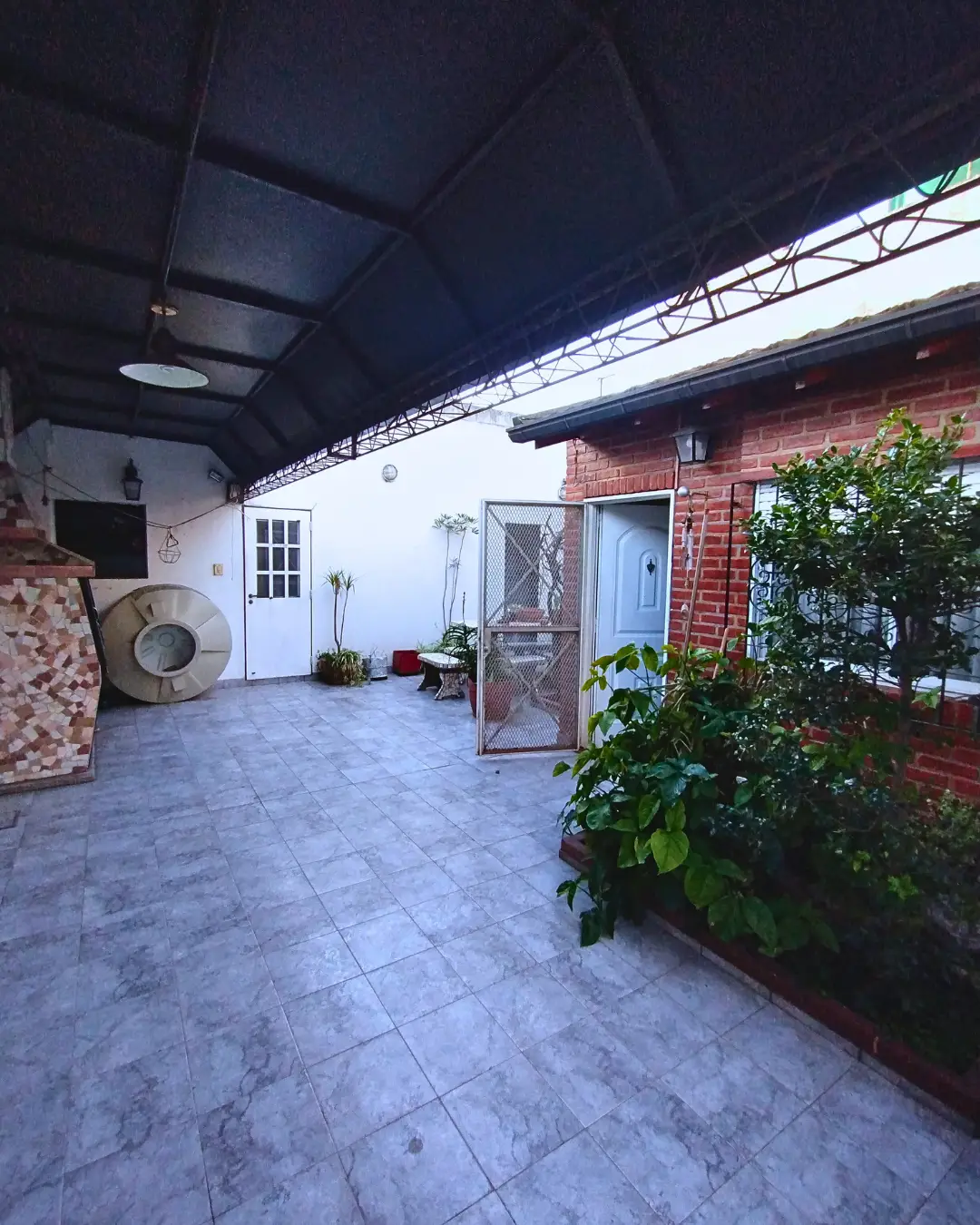 patio4-casa-en-venta-gral-san-martin-billinghurst